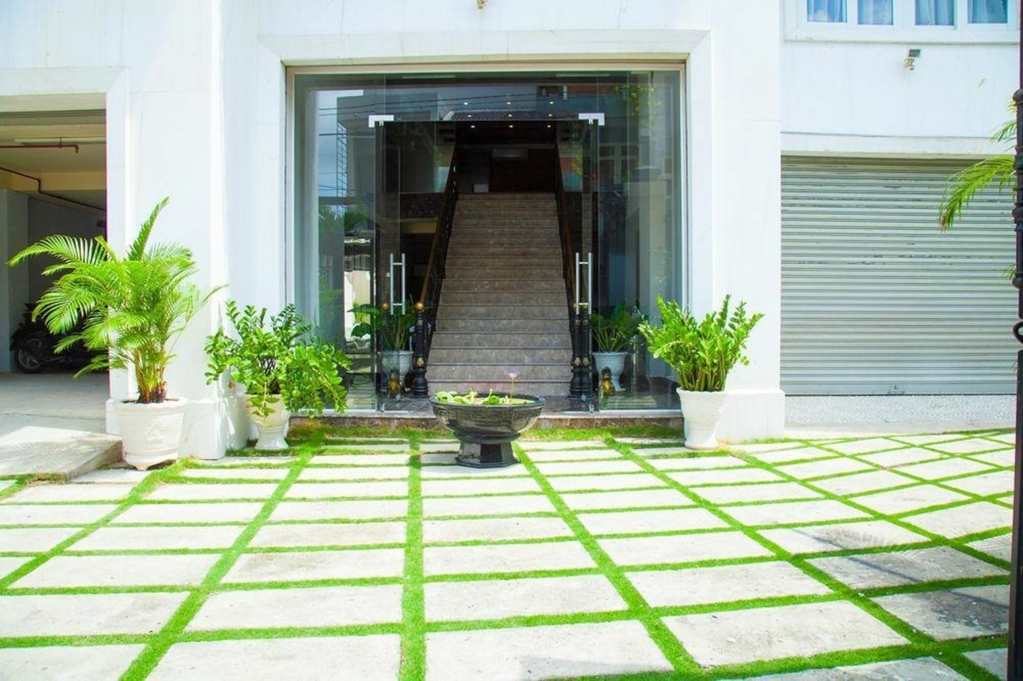 הו צ'י מין סיטי Eden Roc Hotel מראה חיצוני תמונה